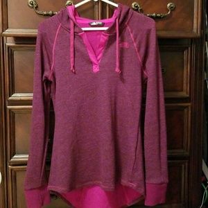 Women's sz small thermal shirt
